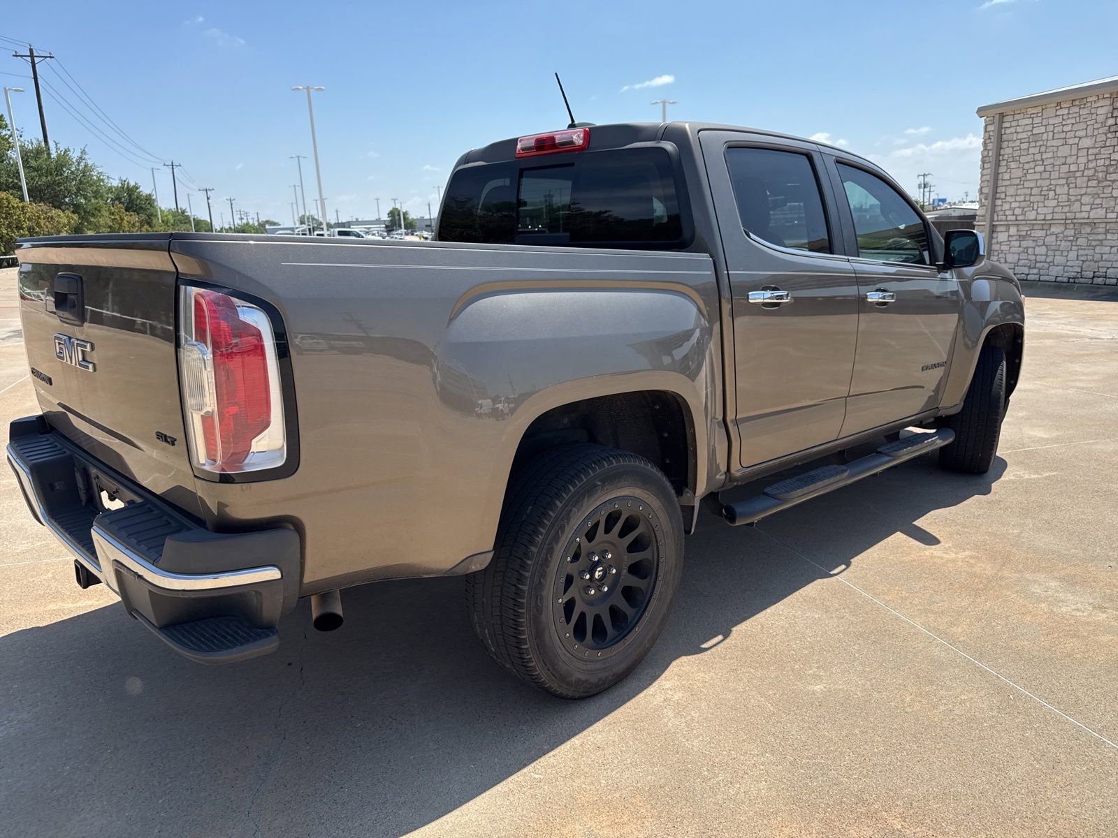 Used 2016 GMC Canyon SLT w/ Driver Alert Package RWD image 5