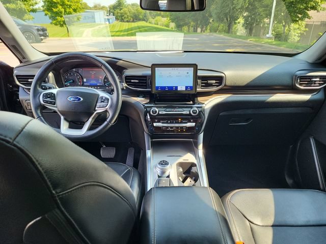 Used 2021 Ford Explorer Limited w/ Hybrid Equipment Group 310A AWD/4WD image 20