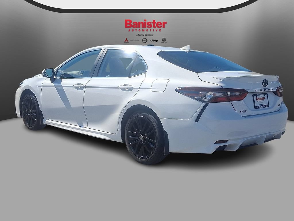 Used 2024 Toyota Camry SE FWD image 6