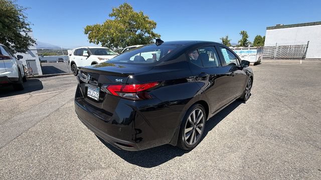 Used 2020 Nissan Versa SR FWD image 4