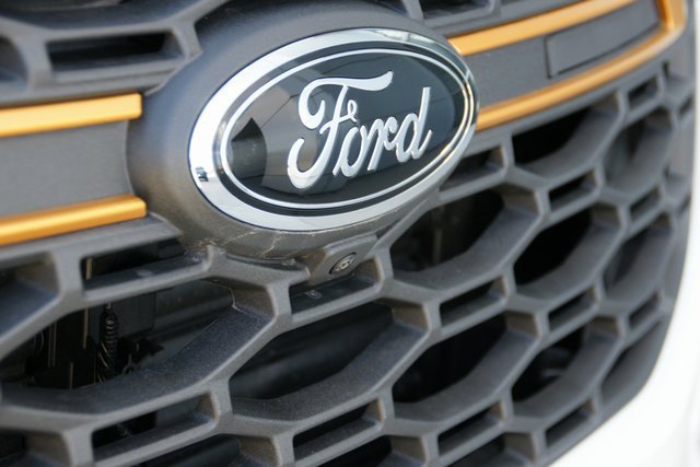 New 2026 Ford Explorer Tremor w/ Tremor Convenience Package image 8