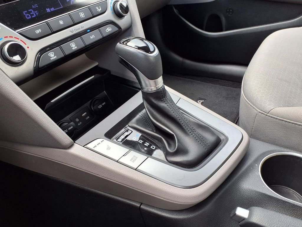 Used 2018 Hyundai Elantra Value Edition FWD image 11