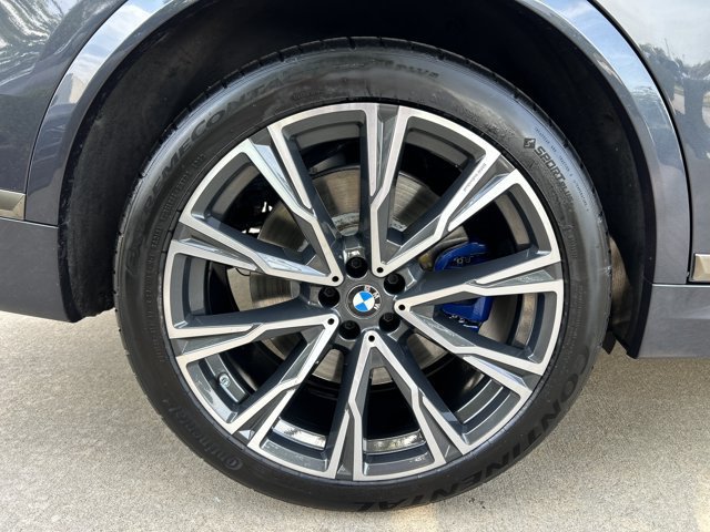 Used 2022 BMW X7 M50i AWD/4WD image 28