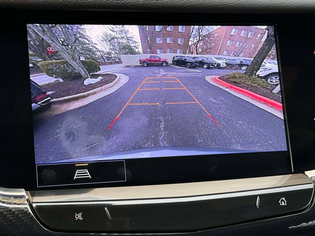 Used 2023 Cadillac XT6 Sport image 7