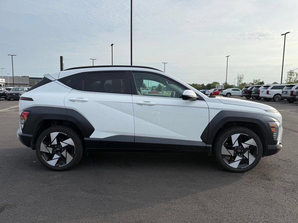 Certified 2024 Hyundai Kona Limited AWD/4WD image 4