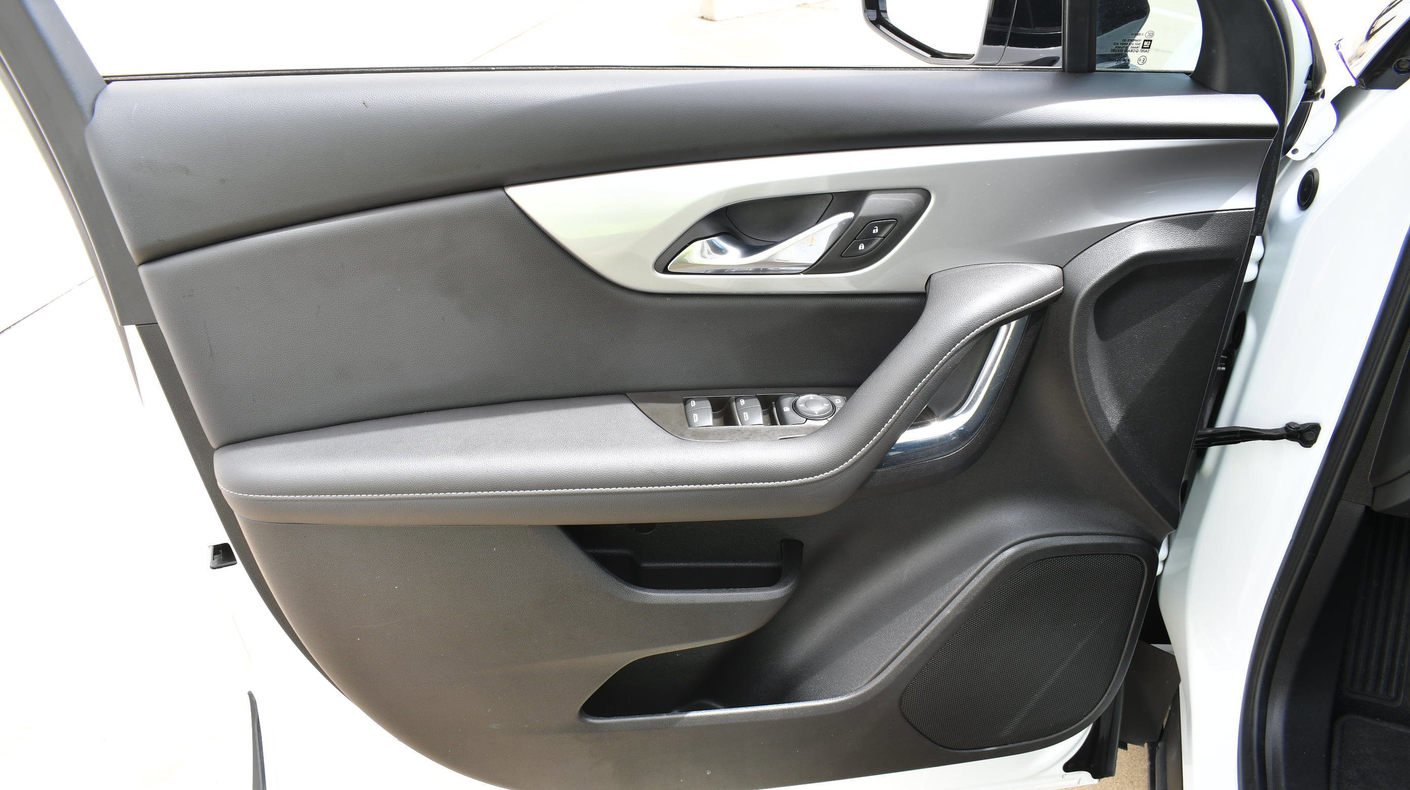 Used 2023 Chevrolet Blazer LT FWD image 10