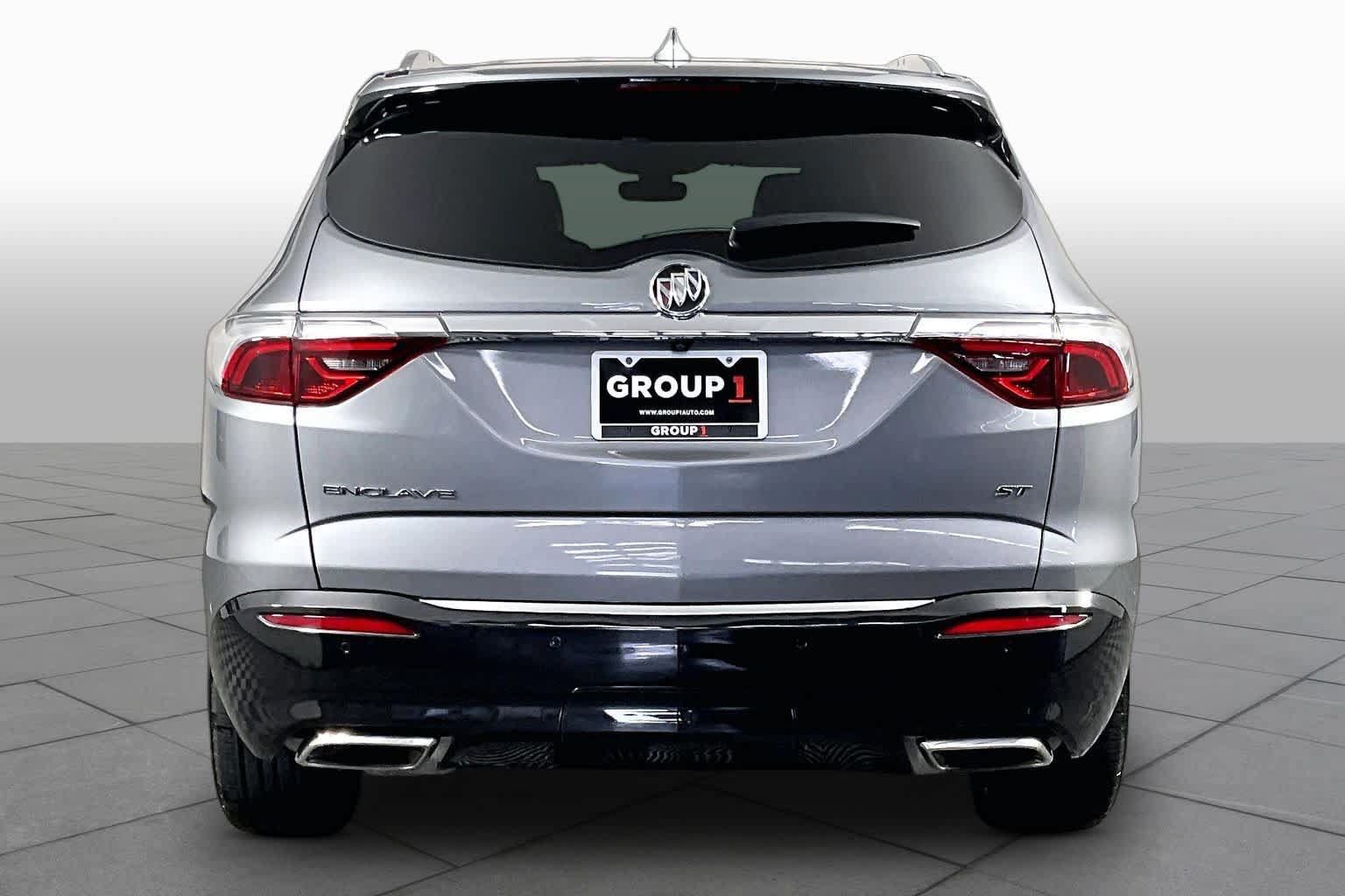Certified 2023 Buick Enclave Essence w/ Sport Touring Edition FWD image 5