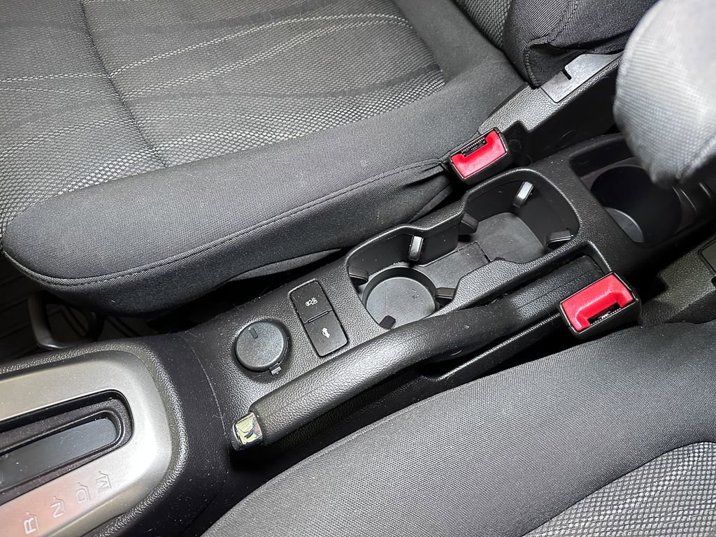 Used 2015 Chevrolet Sonic LT image 25