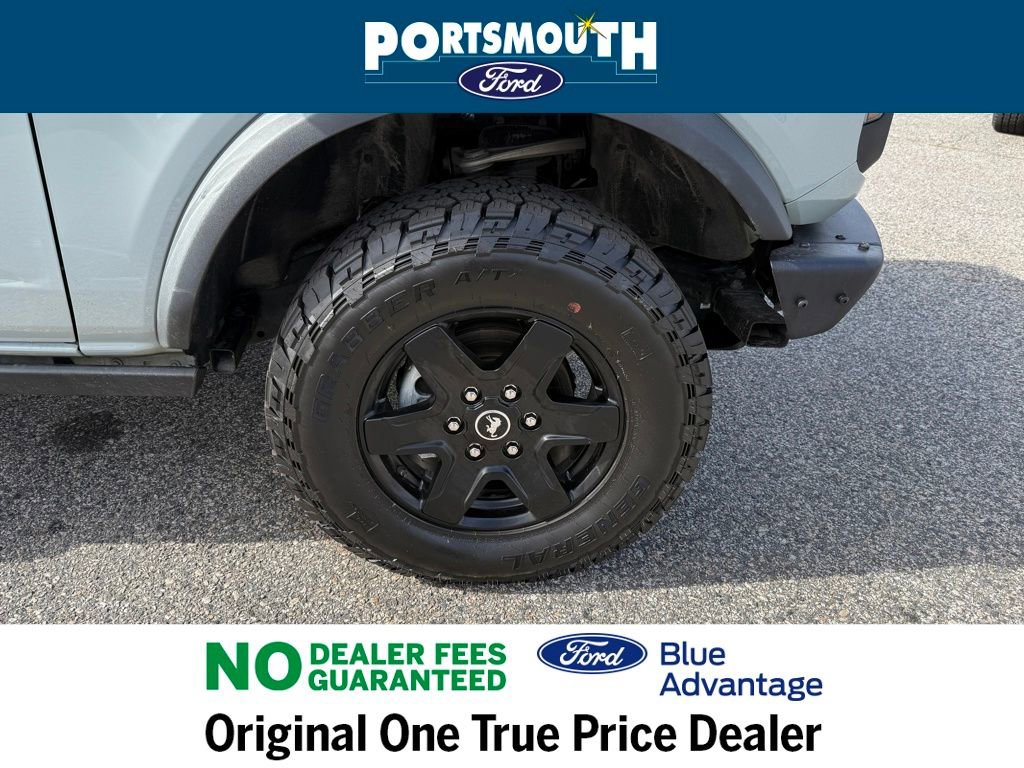 Used 2024 Ford Bronco Black Diamond image 25