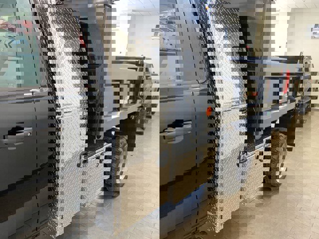 New 2025 Ford F550 4x4 Regular Cab Super Duty image 7