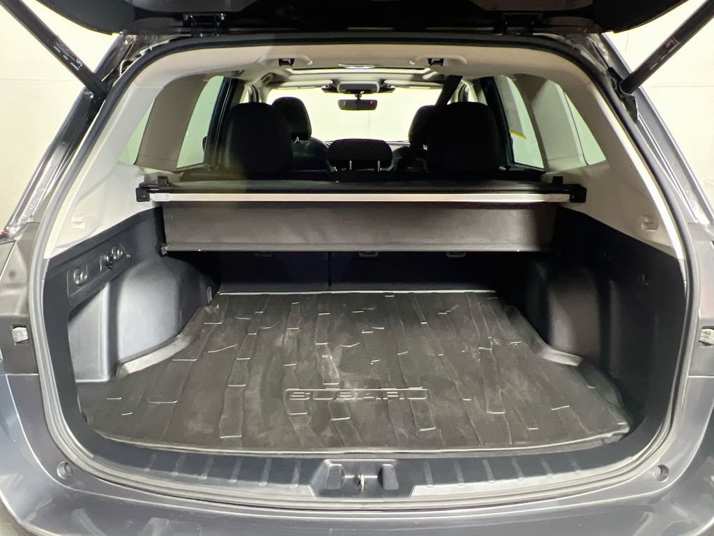Used 2023 Subaru Forester Premium AWD/4WD image 23