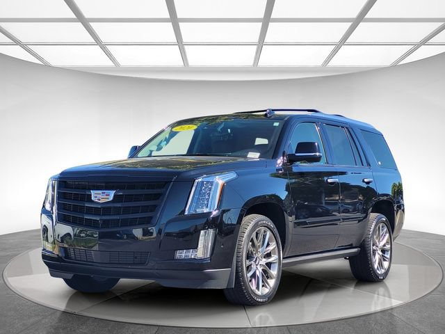 Used 2020 Cadillac Escalade Premium Luxury w/ Escalade Sport Edition AWD/4WD image 8