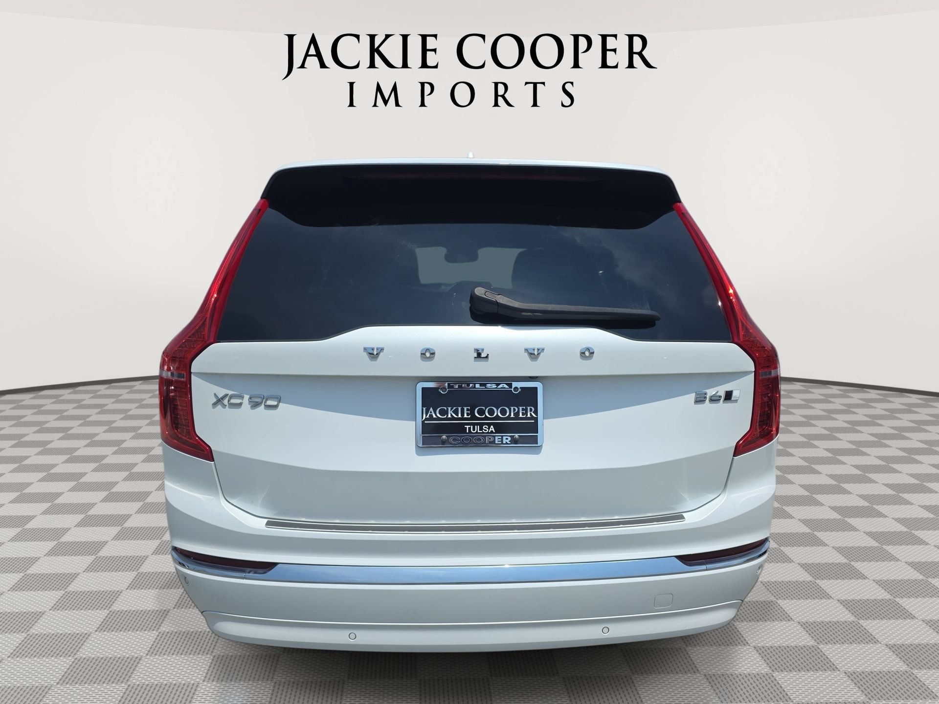 Used 2023 Volvo XC90 B6 Plus w/ Protection Package Premier AWD/4WD image 6