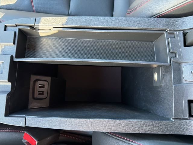 Used 2022 Chevrolet Equinox RS w/ RS Leather Package image 34