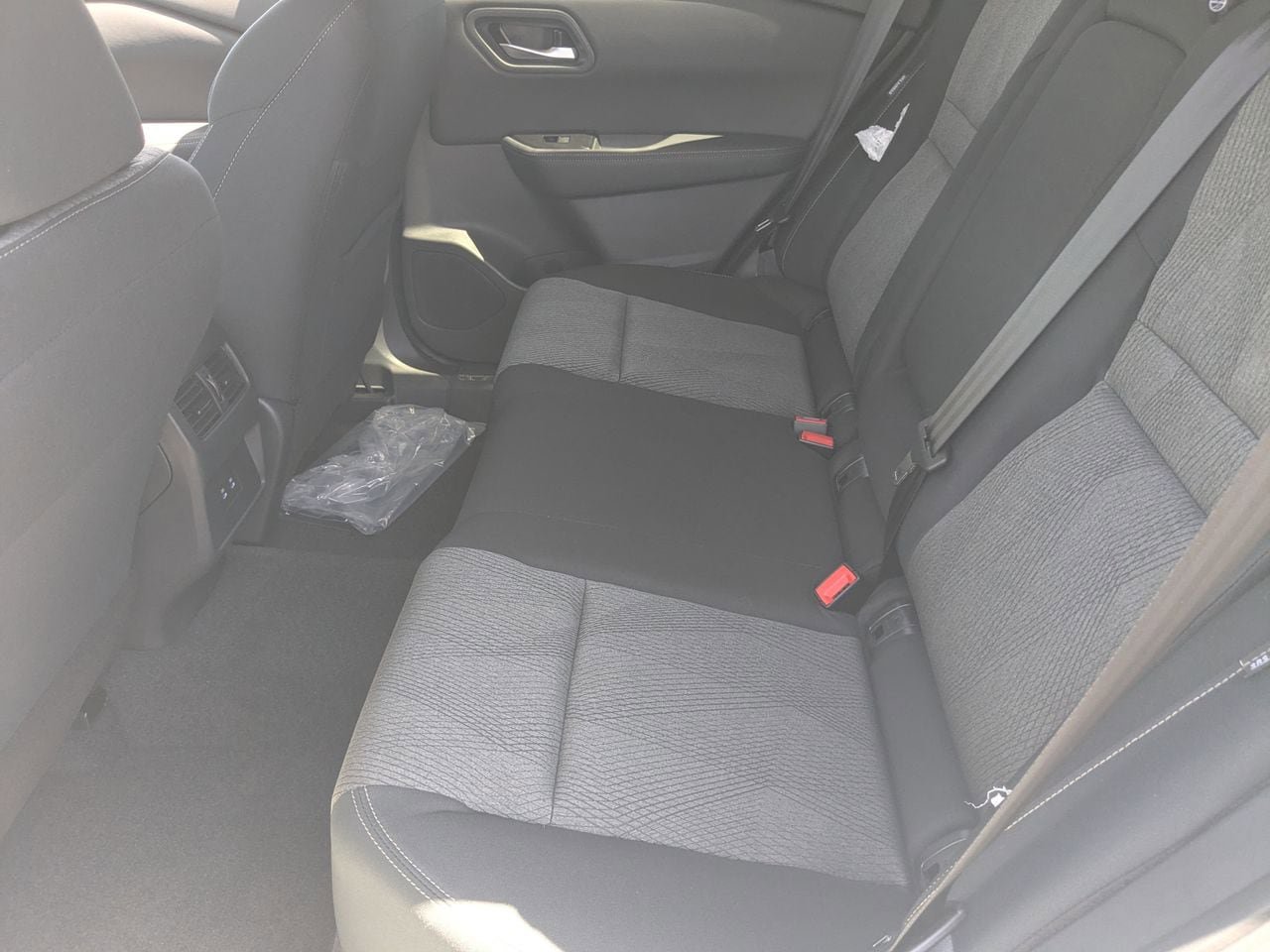 New 2026 Nissan Rogue SV FWD image 30
