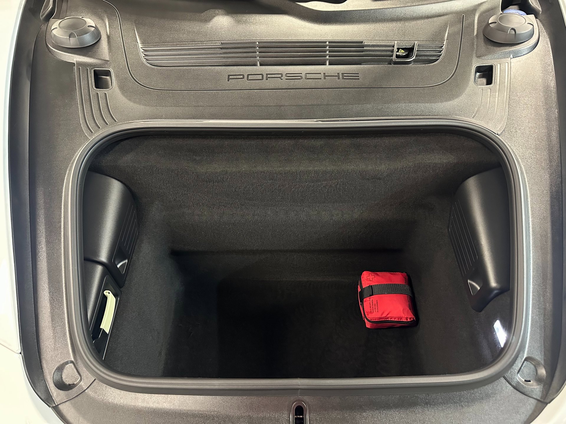 Used 2018 Porsche 911 GT3 image 44