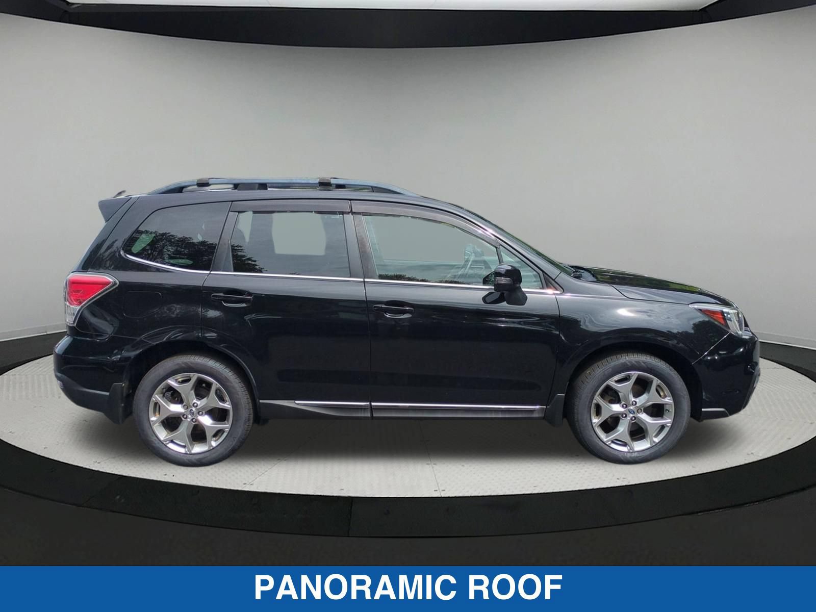 Used 2018 Subaru Forester 2.5i Touring AWD/4WD image 2