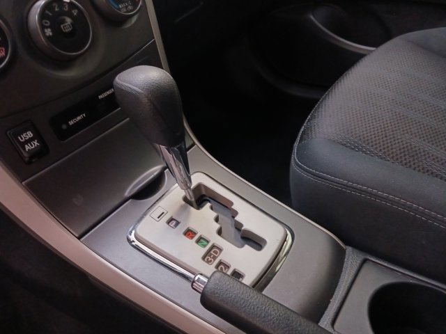 Used 2012 Toyota Corolla S image 22