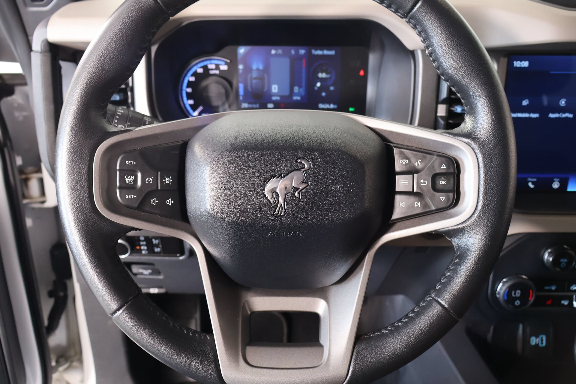 Used 2024 Ford Bronco Wildtrak AWD/4WD image 3