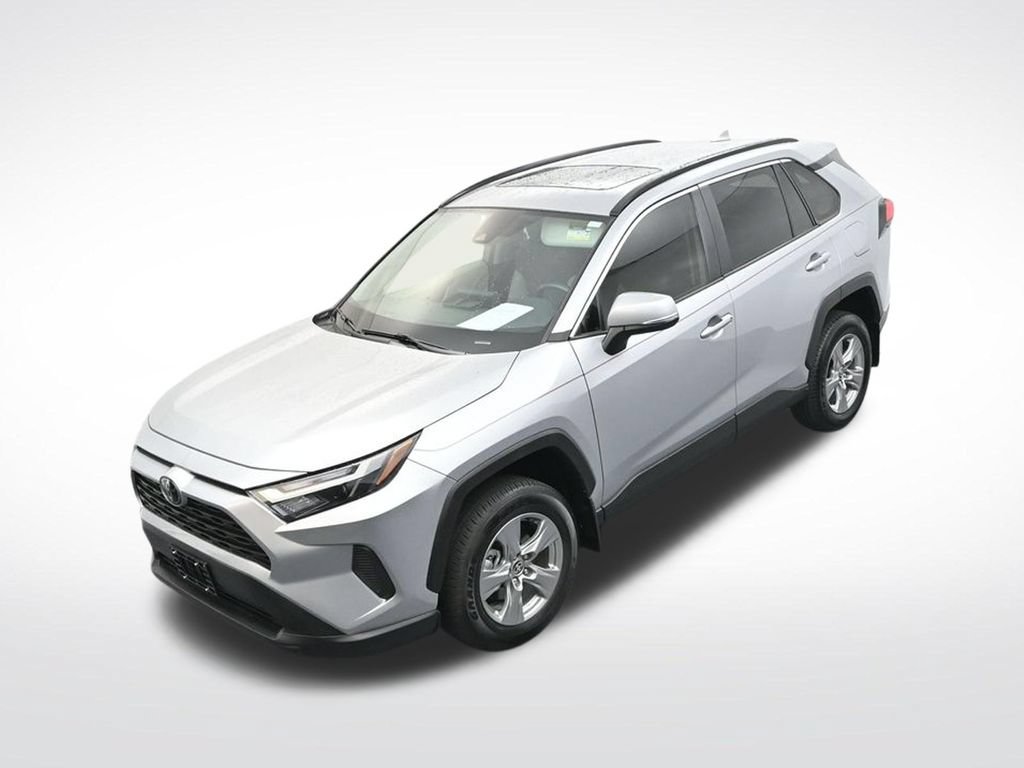 Used 2025 Toyota RAV4 XLE w/ Convenience Package FWD image 25