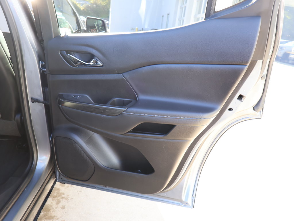 Used 2021 GMC Acadia SLT AWD/4WD image 33
