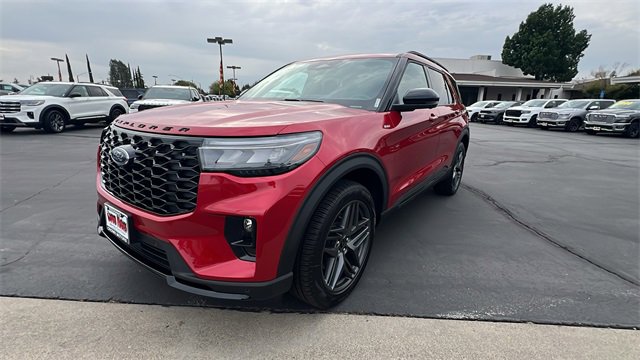 New 2025 Ford Explorer ST-Line