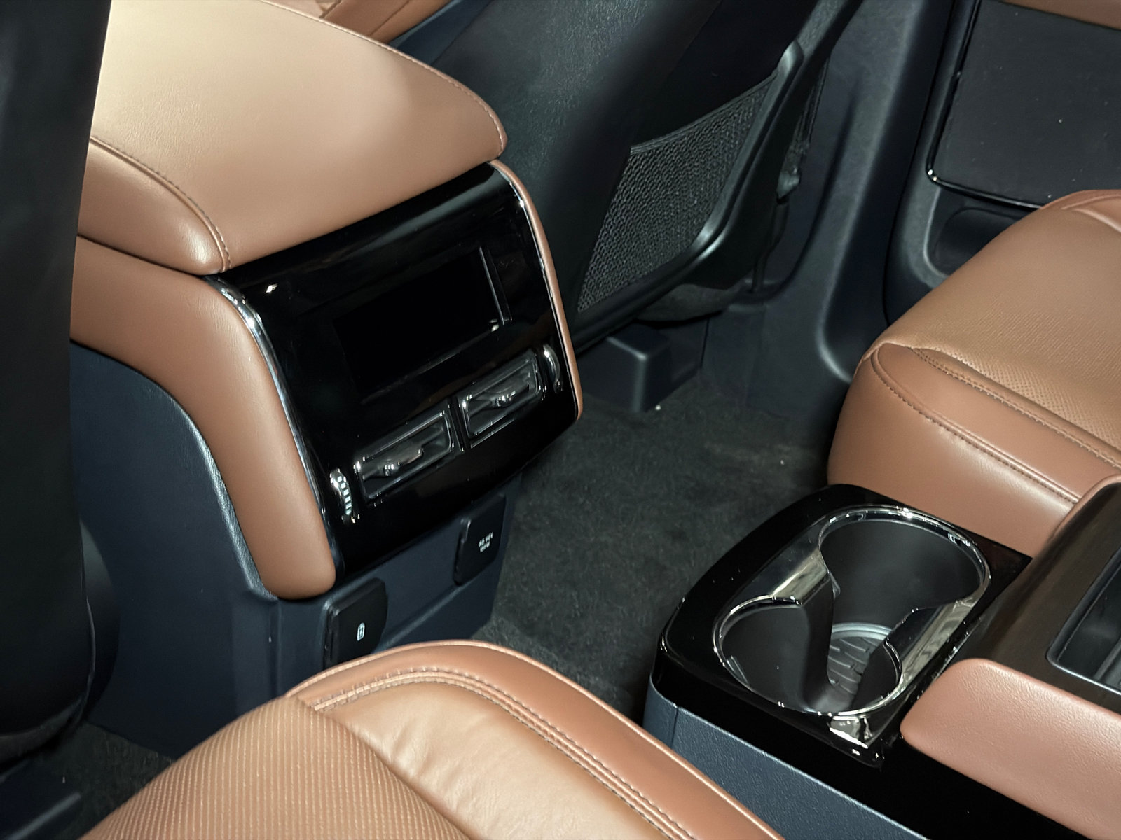 New 2027 Lincoln Aviator Reserve AWD/4WD image 23