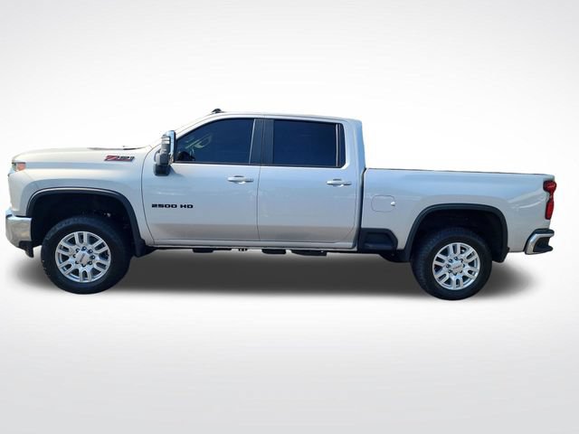 Used 2022 Chevrolet Silverado 2500 LT w/ Convenience Package AWD/4WD image 2