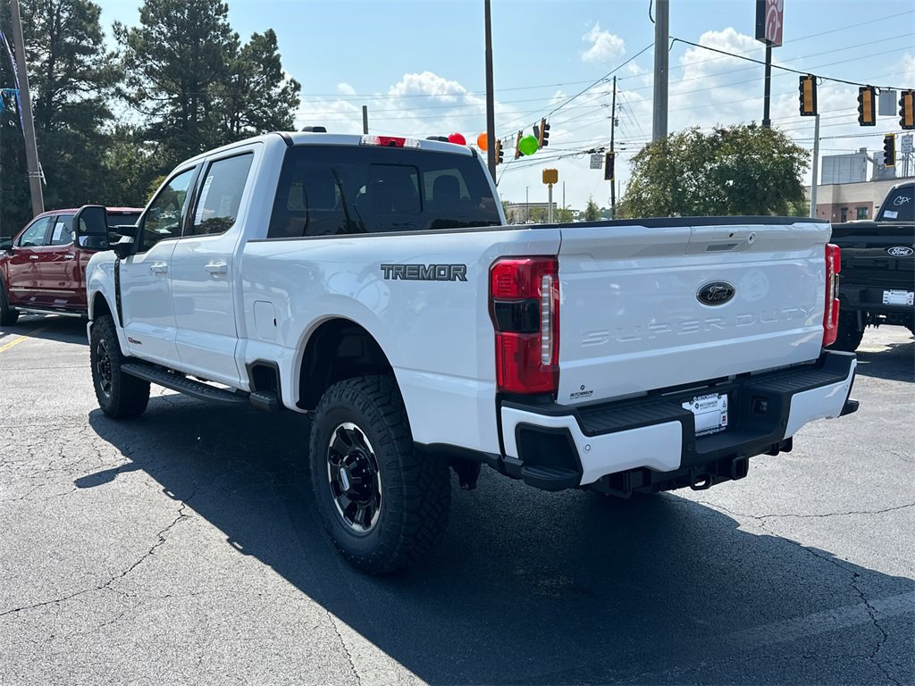New 2025 Ford F350 4x4 Crew Cab Super Duty image 5