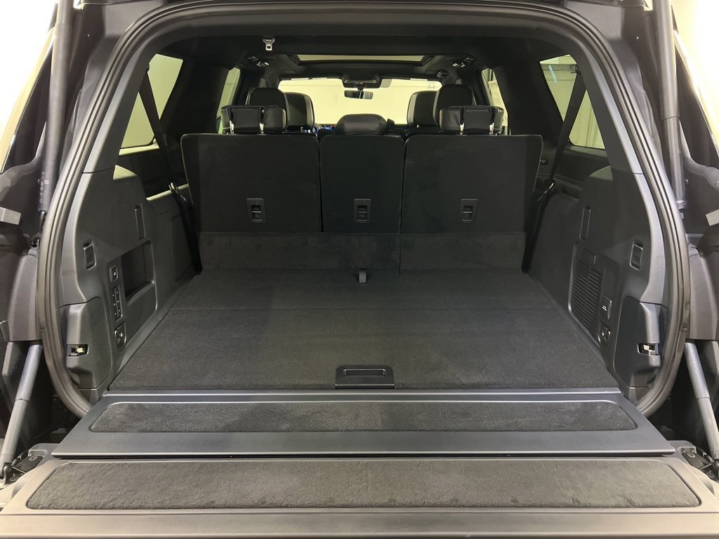 New 2026 Lincoln Navigator L Reserve w/ Jet Appearance Package image 42