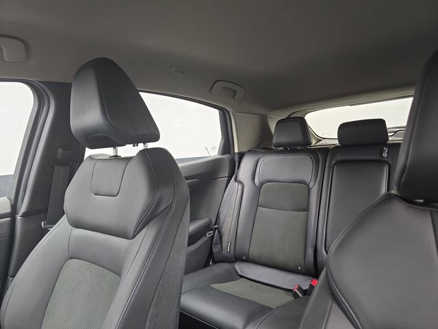 Used 2023 Nissan Ariya AWD image 46