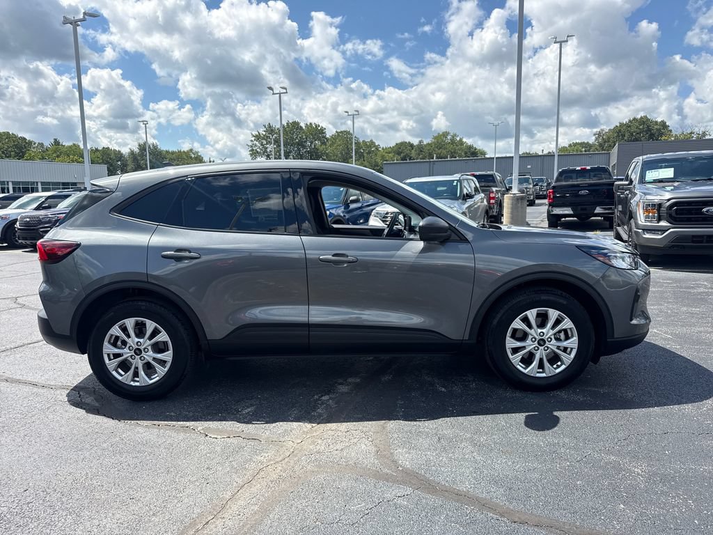 Used 2025 Ford Escape Active FWD image 6
