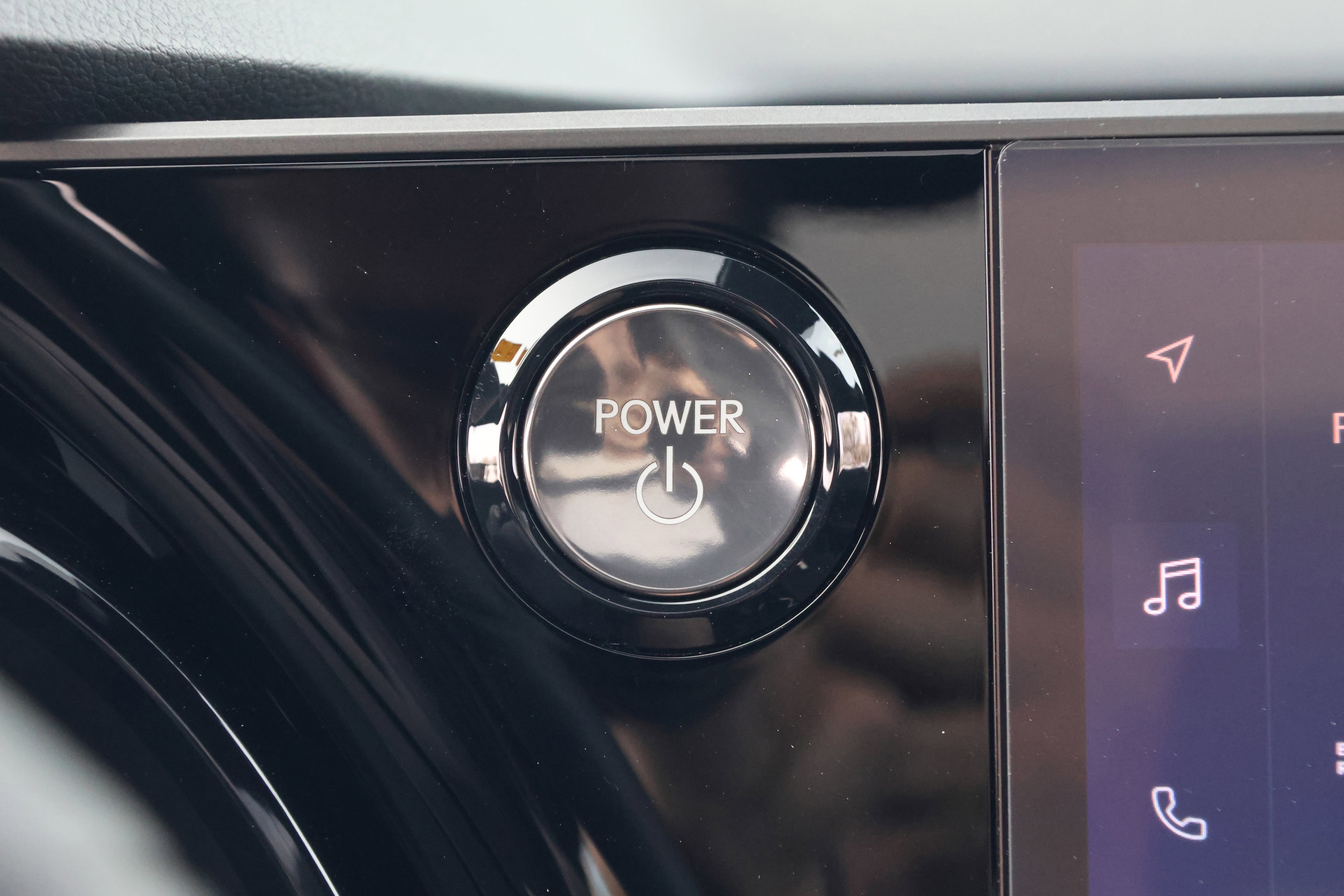 Certified 2024 Lexus RX 350 w/ Convenience Package image 23