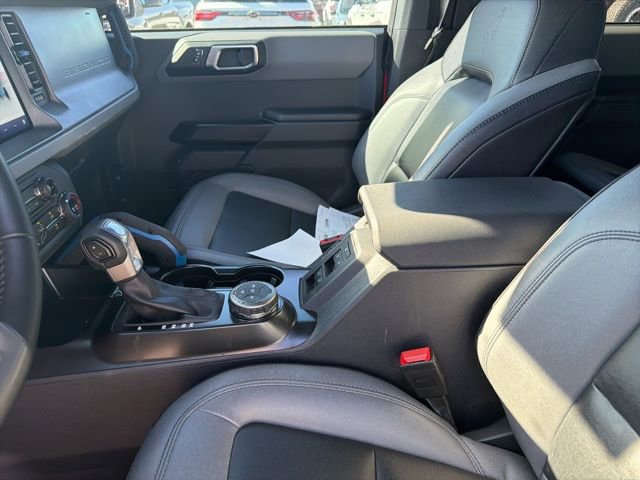 Used 2024 Ford Bronco Black Diamond image 11