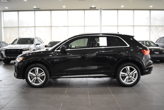 Used 2023 Audi Q3 2.0T Premium Plus w/ Premium Plus Package image 8