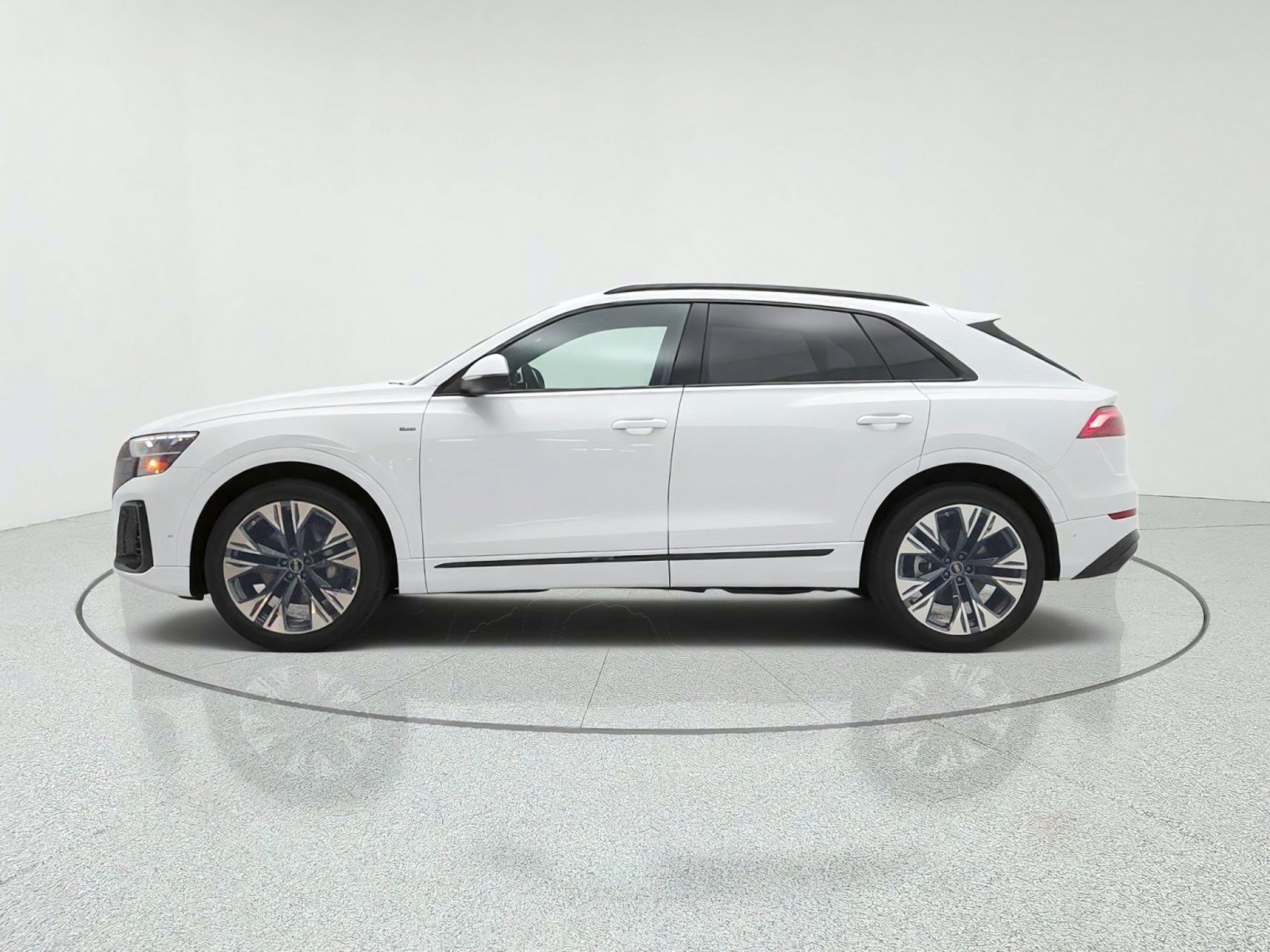 New 2026 Audi Q8 Premium Plus AWD/4WD image 8