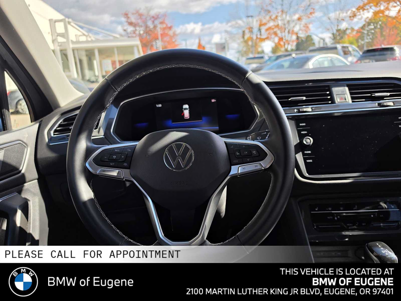 Used 2022 Volkswagen Tiguan SE AWD/4WD image 22