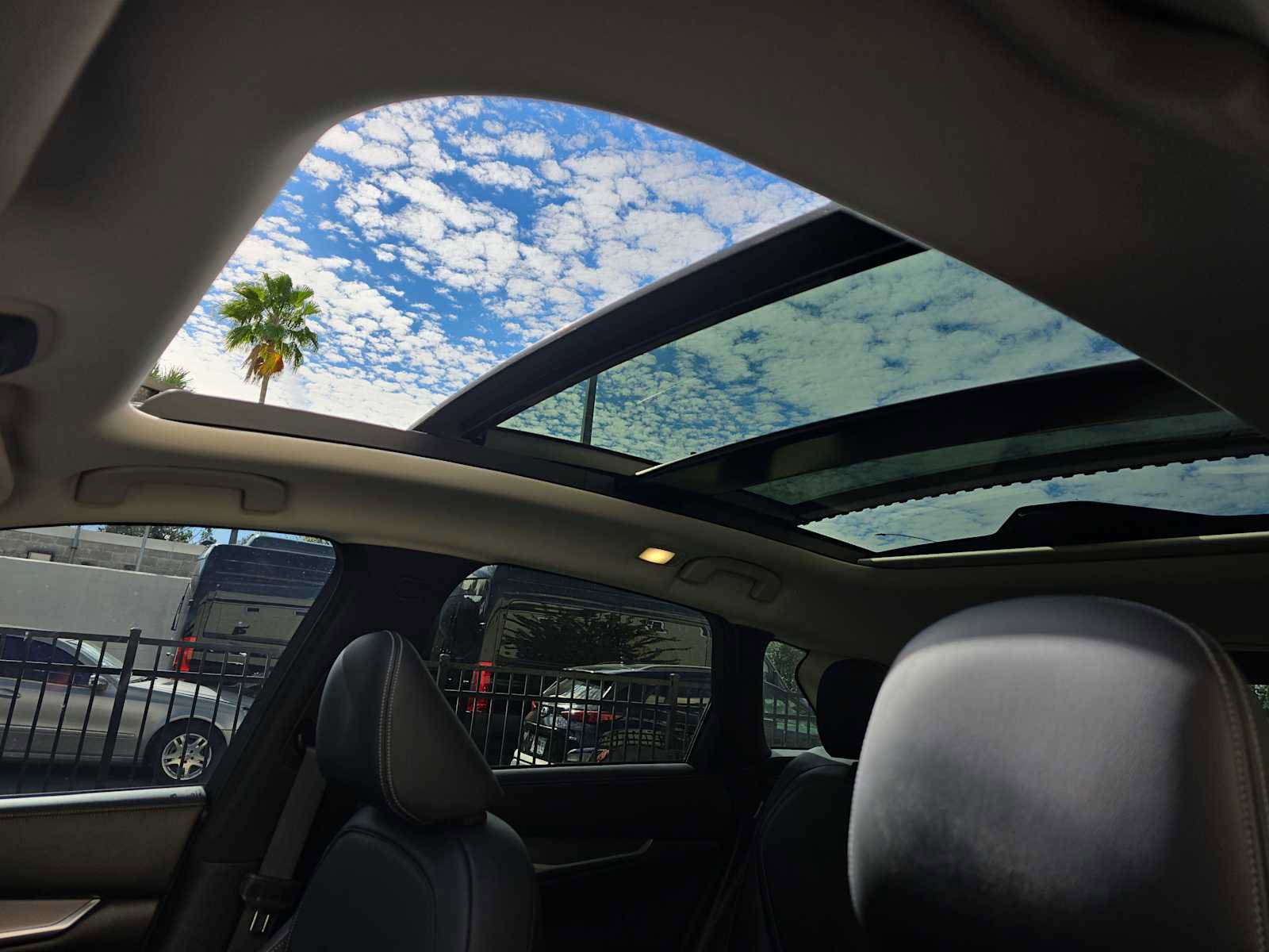 Used 2022 INFINITI QX50 Luxe image 23