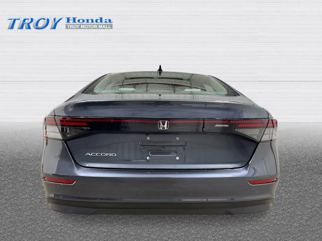 New 2025 Honda Accord SE image 4