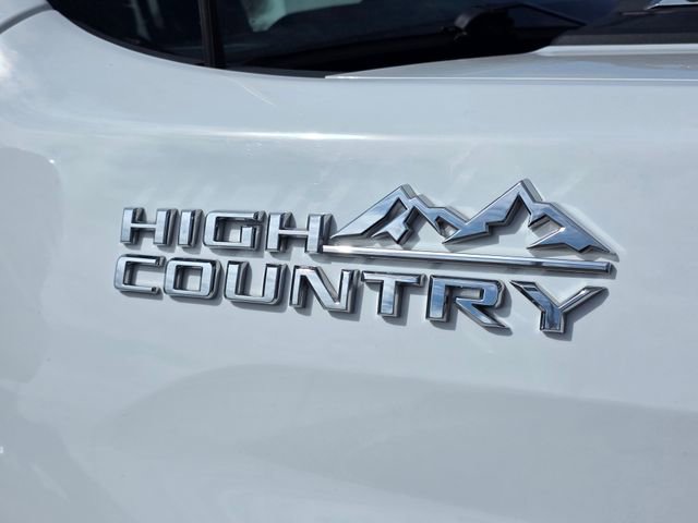 Used 2021 Chevrolet Silverado 3500 High Country w/ Technology Package AWD/4WD image 8