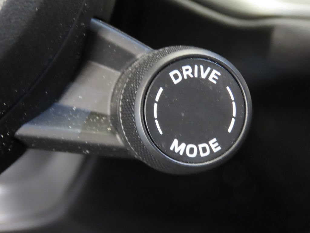 Certified 2024 Porsche Cayenne AWD/4WD image 22