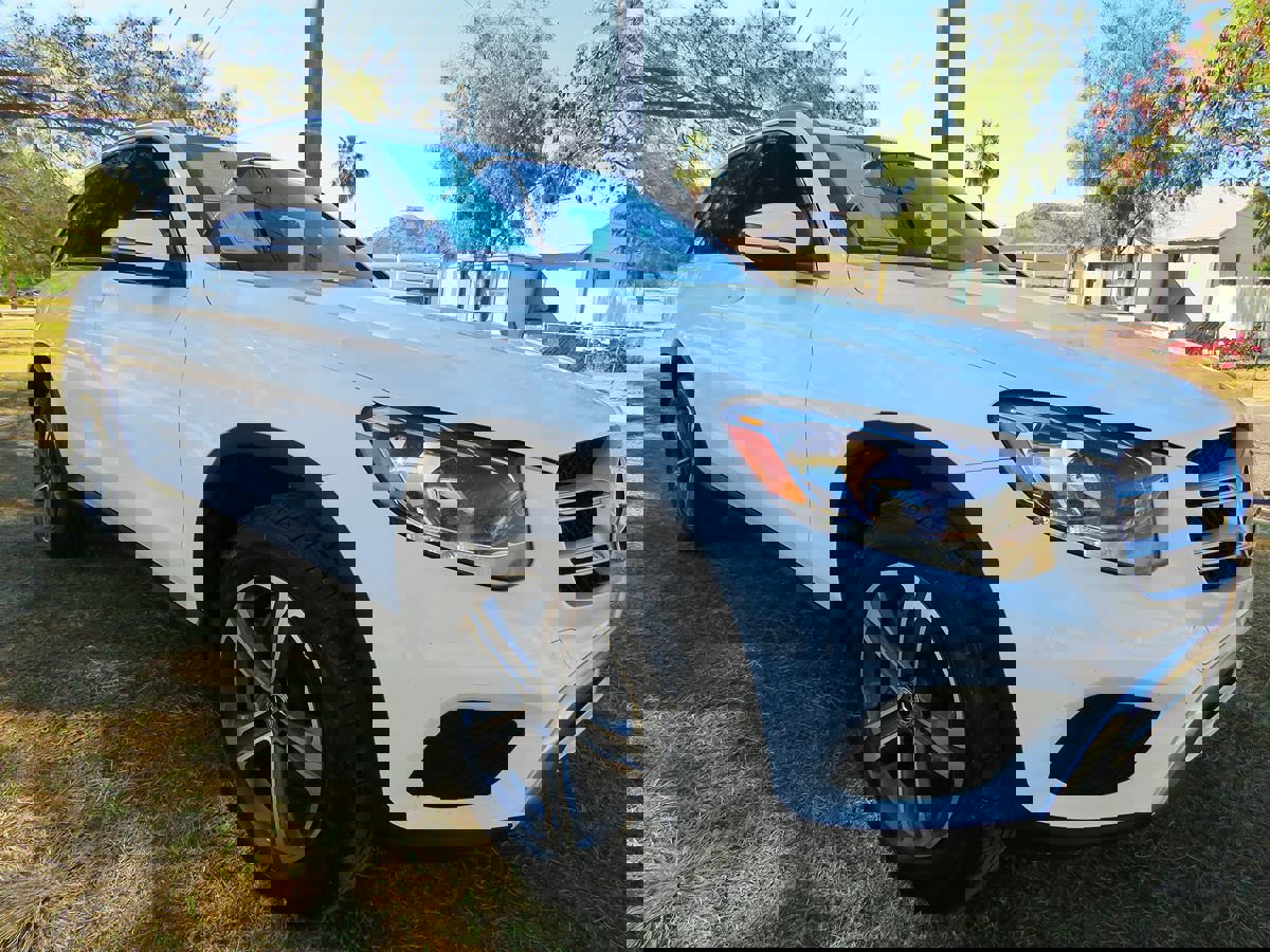 Used 2017 Mercedes-Benz GLC 300 image 10