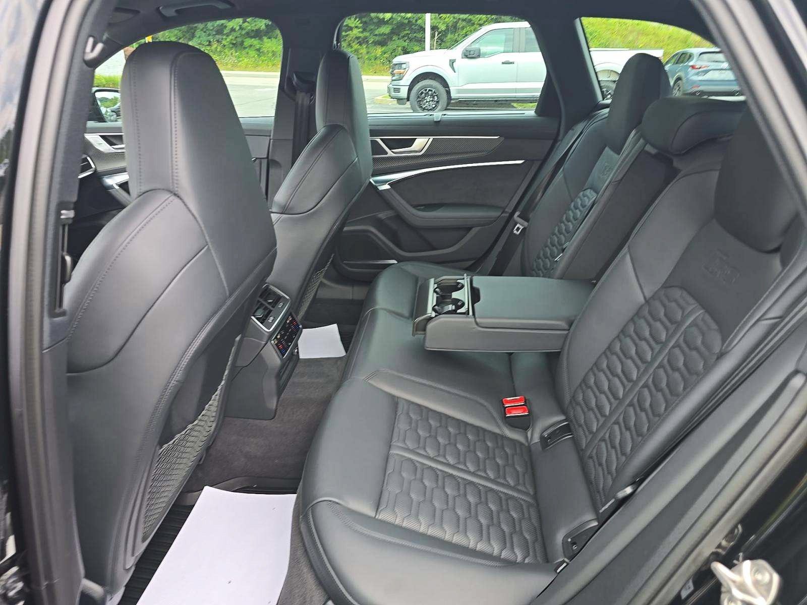 Used 2024 Audi RS 6 performance AWD/4WD image 7