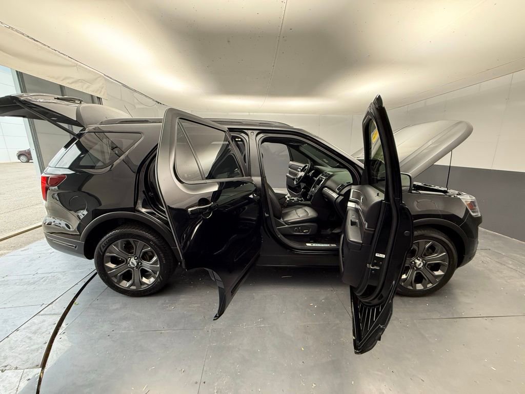 Used 2018 Ford Explorer Sport w/ Equipment Group 401A AWD/4WD image 19