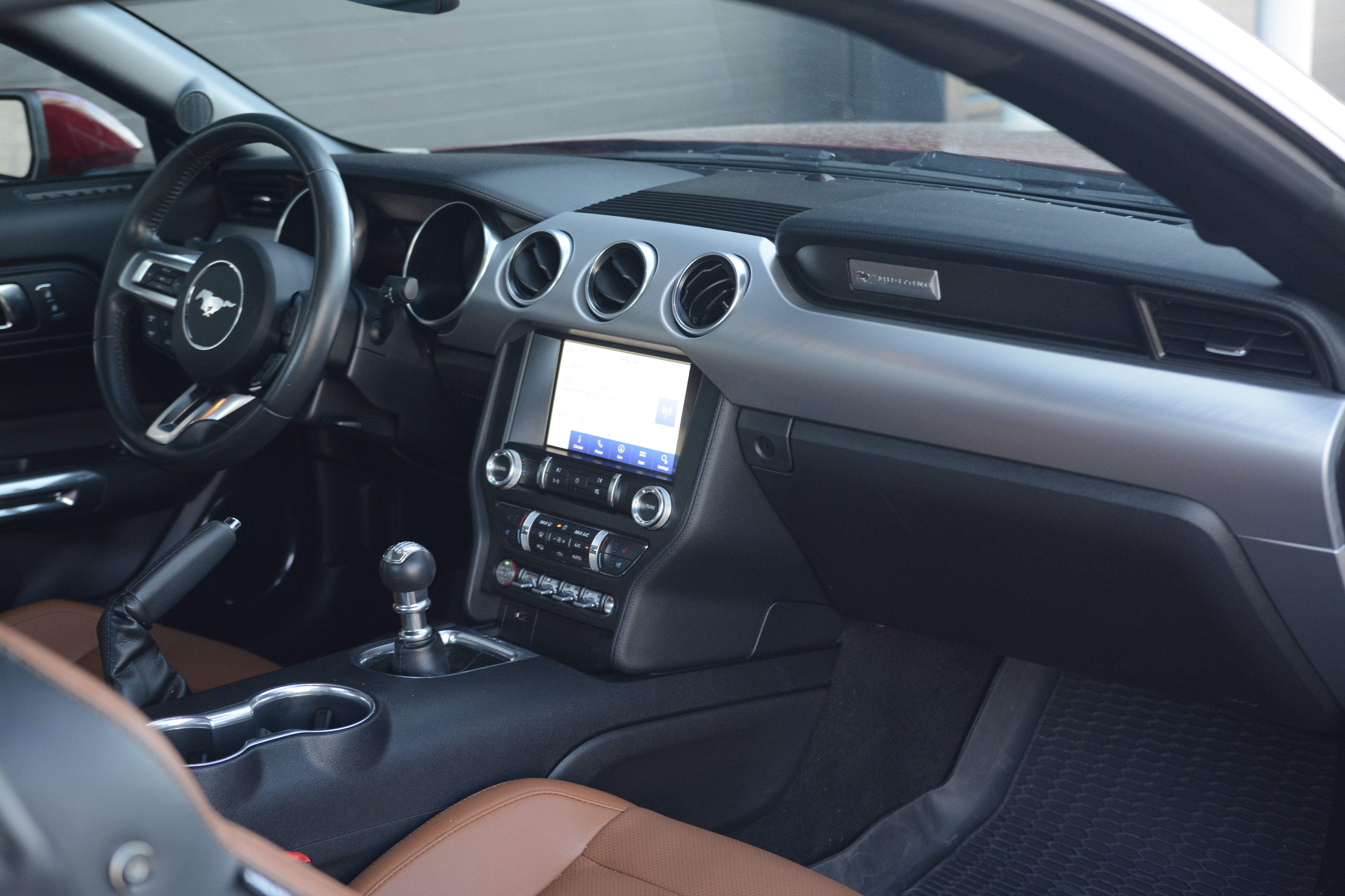 Used 2019 Ford Mustang Premium w/ Ford Safe & Smart Package RWD image 30
