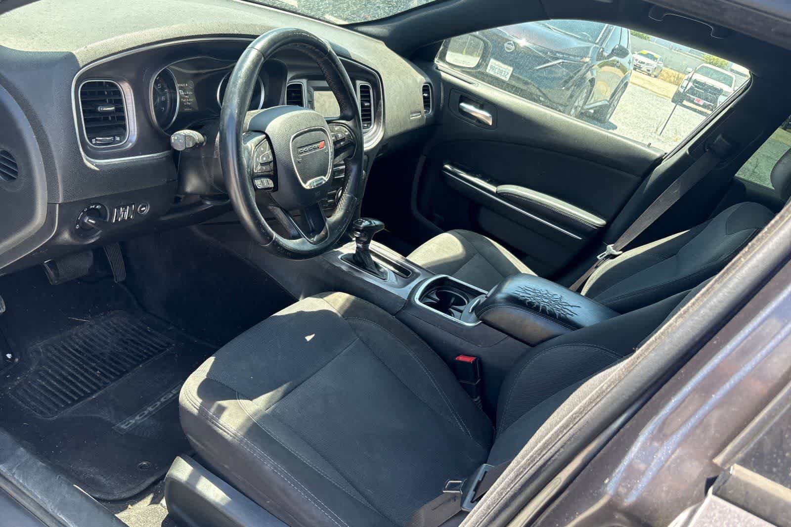 Used 2015 Dodge Charger SE w/ Popular Equipment Group RWD image 14
