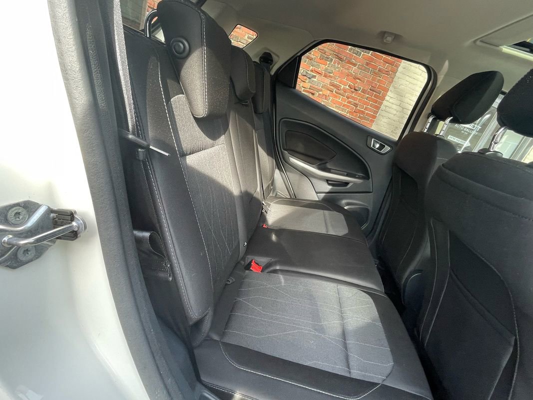 Used 2018 Ford EcoSport SE image 23