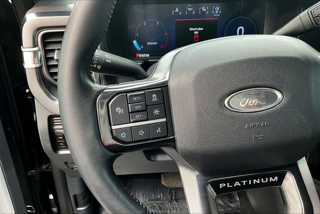Used 2025 Ford F250 Platinum AWD/4WD image 12