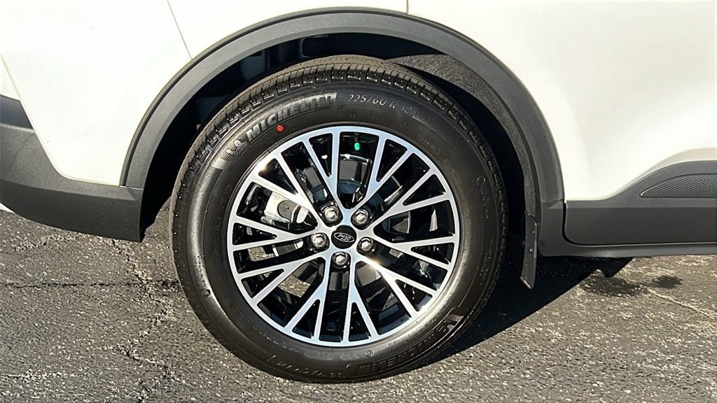 New 2025 Ford Escape SE w/ PHEV Premium Package image 11