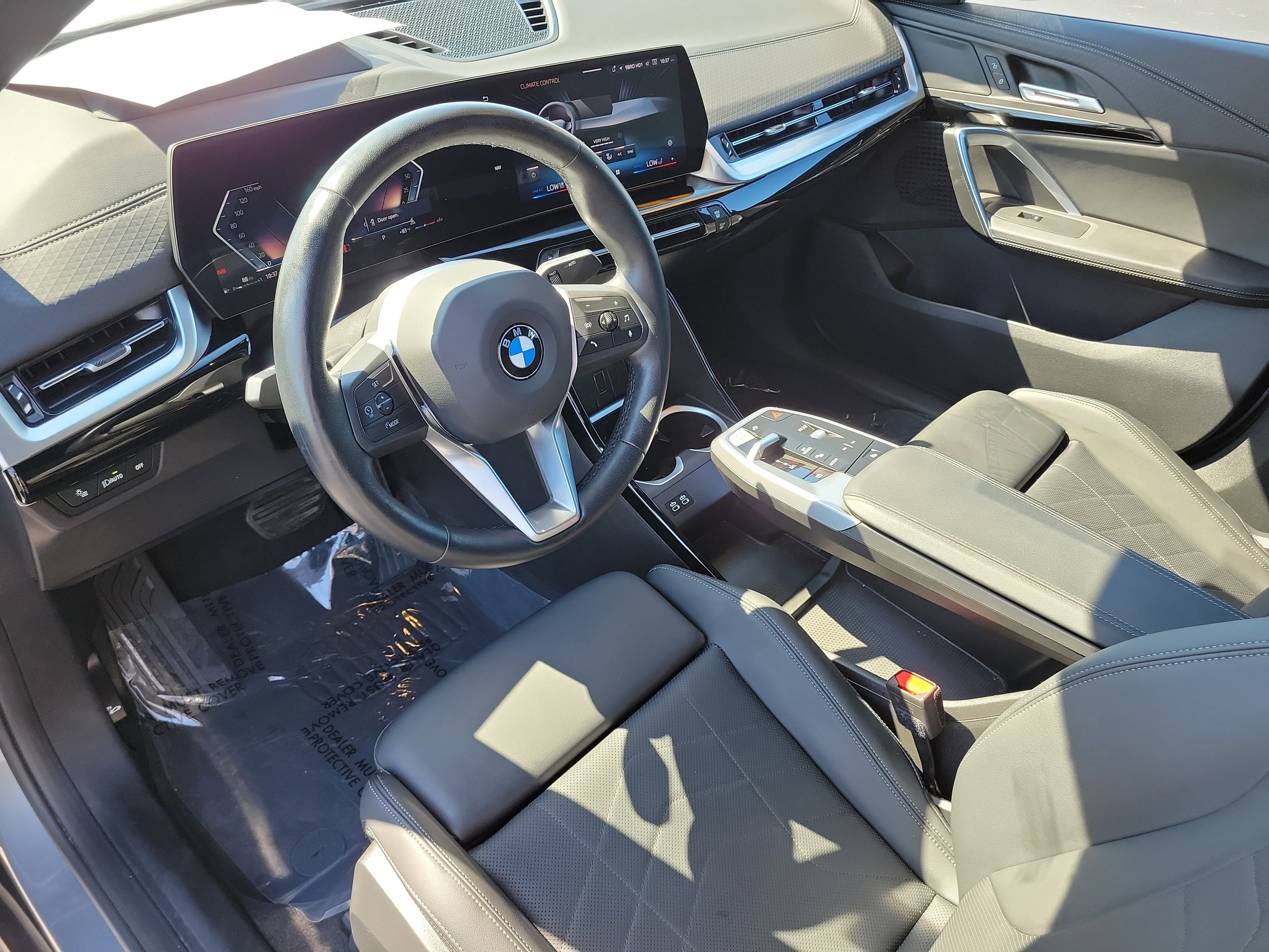 Used 2025 BMW X2 xDrive28i AWD/4WD image 24